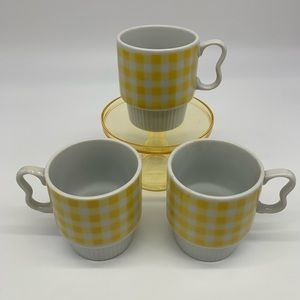 Vintage yellow gingham mugs